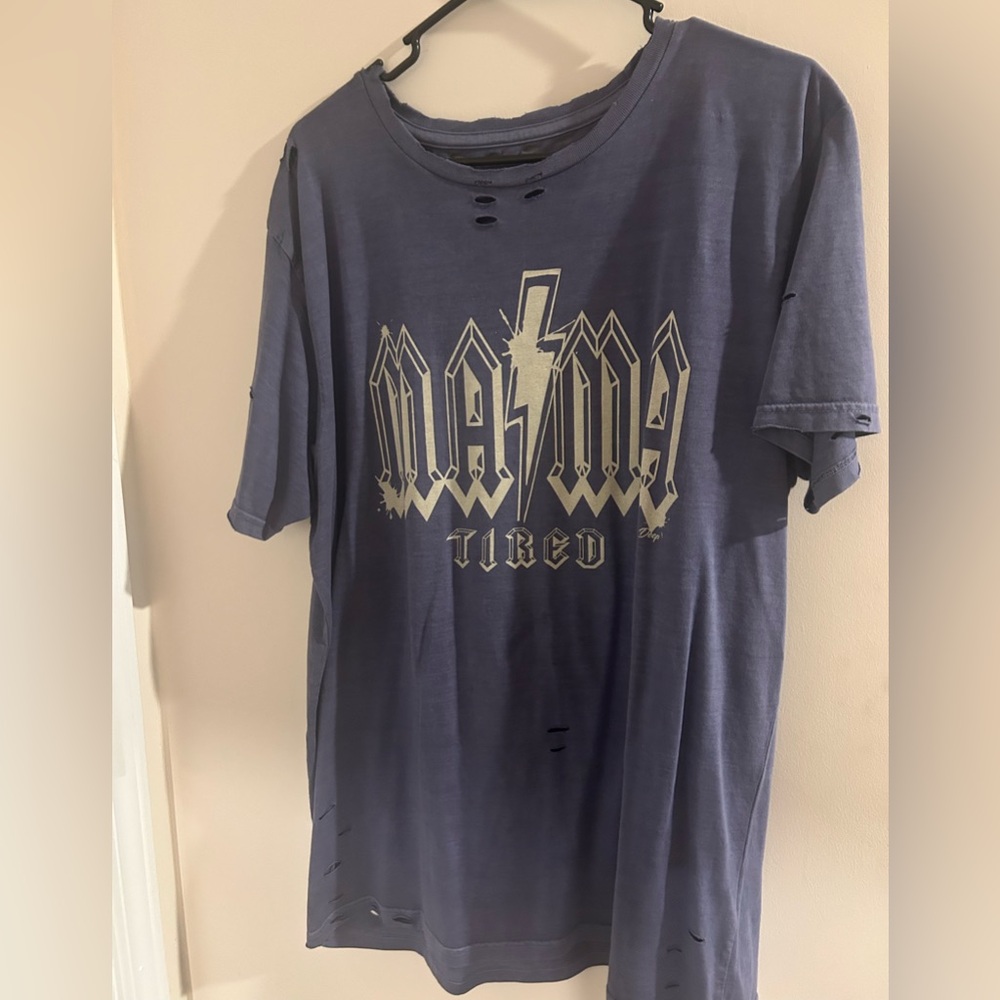 Distressed Graphic T-Shirt in Blue